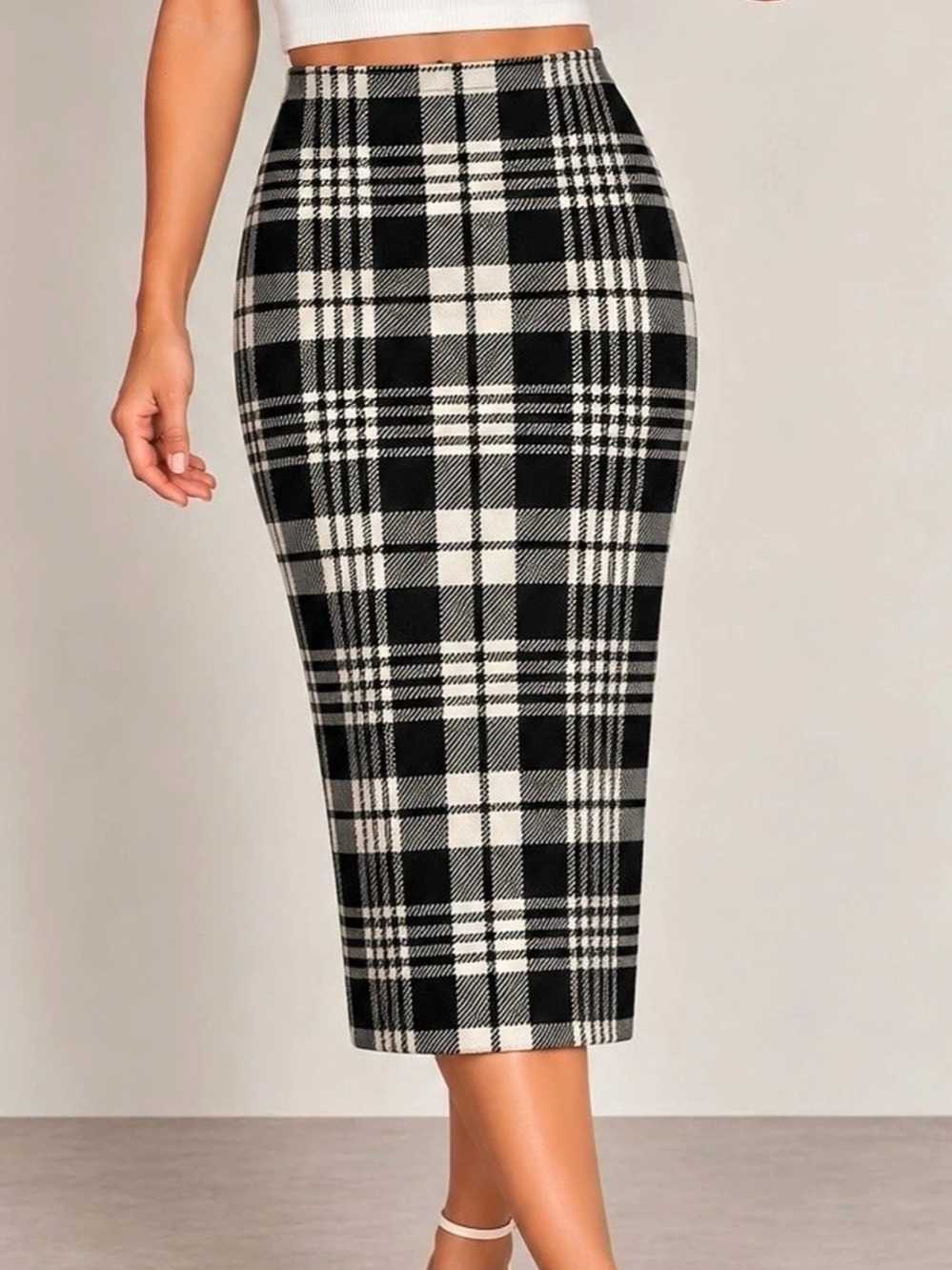 SHEIN Plaid Midi Skirt in Black & White Size Medium
